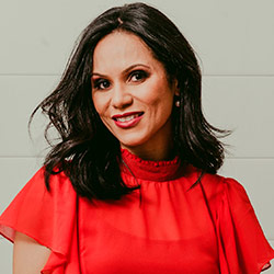 DRA. B�RBARA UZEL 